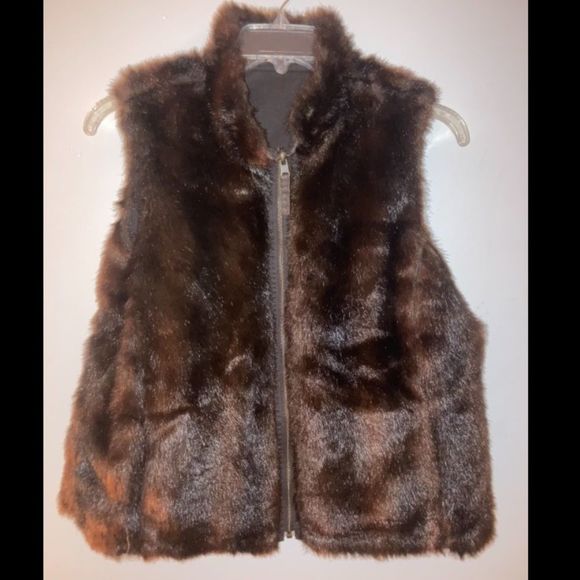 VINTAGE 50’s BEAUTIFUL BLACK AND BROWN FAUX FUR VEST OFFERS ACCEPTED! - Picture 1 of 7